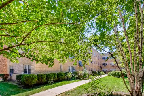 apt-2s-1709 Estes Ave, Chicago, IL, 60626-2429 | Card Image