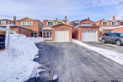 203 Roxanne Cres, Scarborough, ON, M1V4G4 | Card Image
