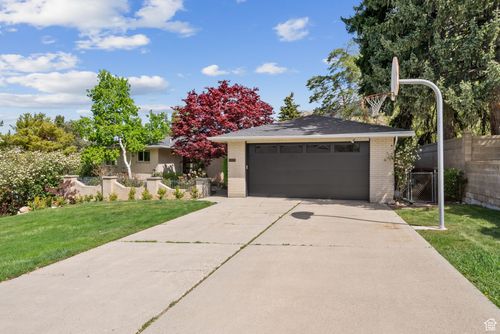 2927 E Oakhurst Dr, Salt Lake City, UT, 84108-2031 | Card Image
