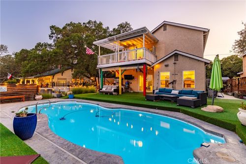 2245 Vine St, Paso Robles, CA, 93446-1410 | Card Image