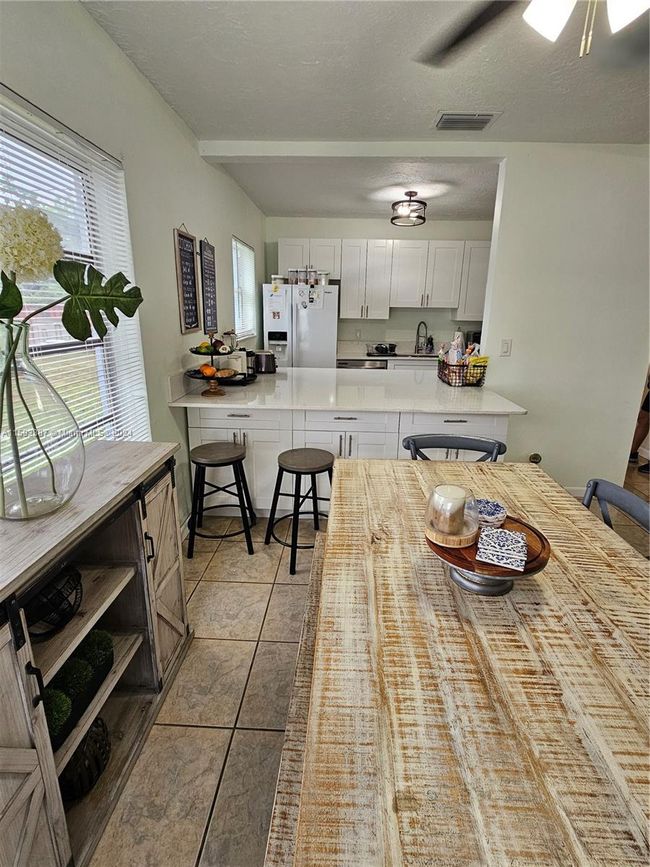 2161 Sw 14th Ct, For Sale in Fort Lauderdale - Zoocasa