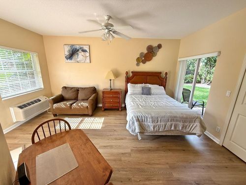 b-8294 Mulligan Cir, Port St. Lucie, FL, 34986-3308 | Card Image