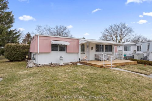 264 Highland Springs, Grand Bend, ON, N0M1T0 | Card Image