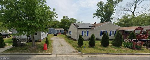 69-65 S Miller Ave, CARNEYS POINT, NJ, 08069-1811 | Card Image