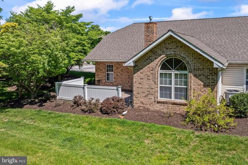 147 Village Way, Phoenixville, PA, 19460-4837 | Card Image