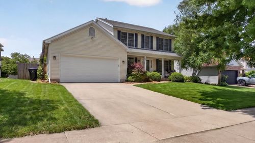 1324 Kenneth Dr, Bloomington, IL, 61704-8245 | Card Image
