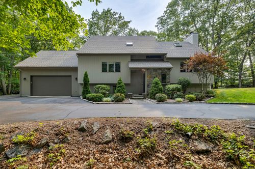 201 Mulberry Point Rd, Guilford, CT, 06437-3202 | Card Image