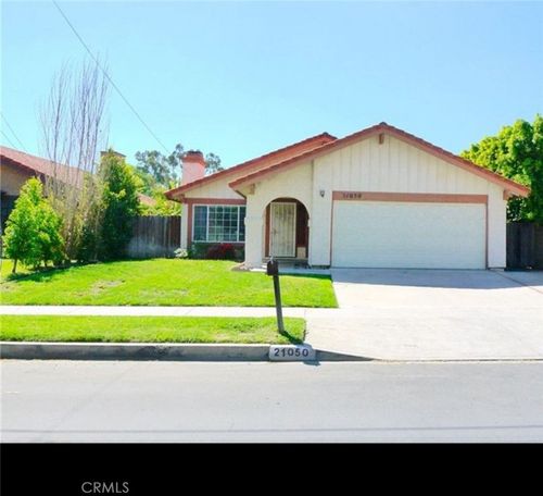 21050 Community St, Canoga Park, CA, 91304-2743 | Card Image