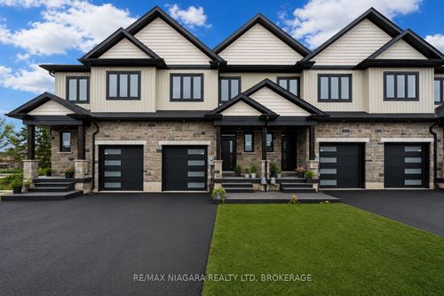 6200 Curlin Cres, Niagara Falls, ON, L2H3W8 | Card Image