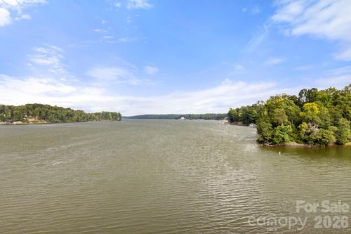 5-9816 Emerald Point Dr, Charlotte, NC, 28278-6536 | Card Image