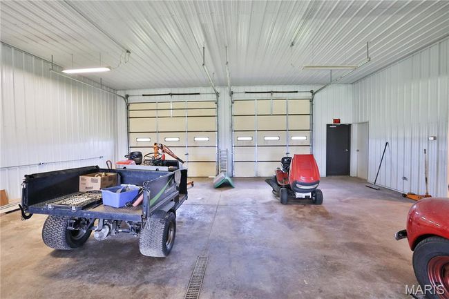 Heated Shop | Image 19