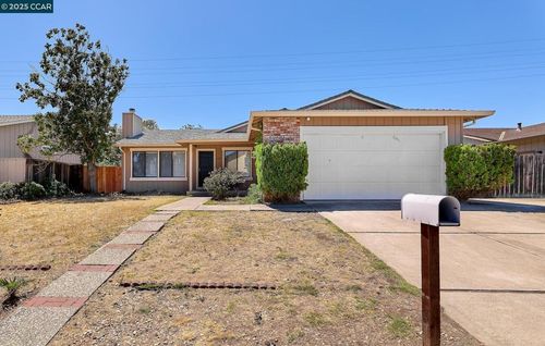 2102 Mendocino Dr, Bay Point, CA, 94565-3357 | Card Image