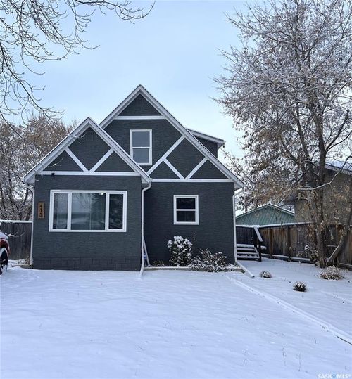 415 3rd St W, Meadow Lake, SK, S9X1C8 | Card Image