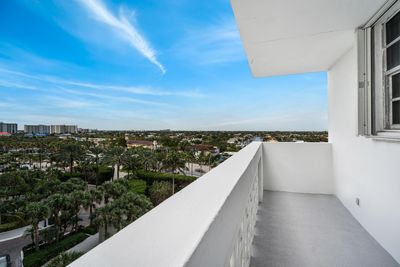 7B - 4250 Galt Ocean Dr, Condo with 2 bedrooms, 2 bathrooms and null parking in Fort Lauderdale FL | Image 2