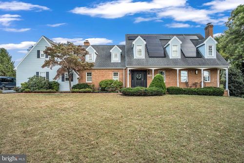 2242 Scotland Rd, CHAMBERSBURG, PA, 17201-9673 | Card Image