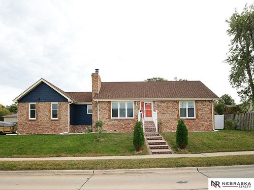 4955 Lakeshore Dr, Omaha, NE, 68135-1056 | Card Image