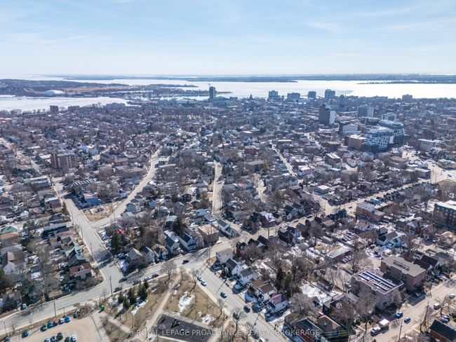 445 Alfred St, House other with 4 bedrooms, 2 bathrooms and 3 parking in Kingston ON | Image 39