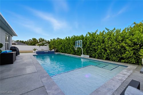 10300 Windley Key Ter, BONITA SPRINGS, FL, 34135-6606 | Card Image