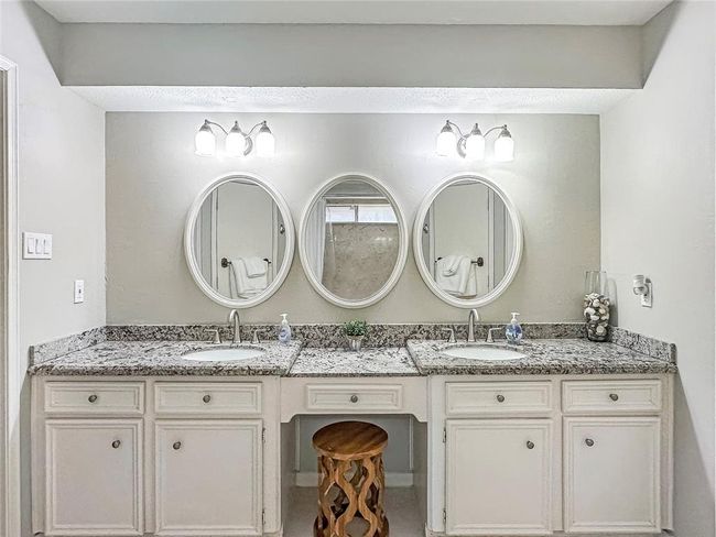 Primary bathroom | Image 14