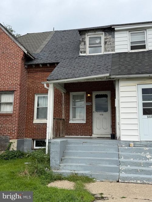 1112 W Ridge Rd, MARCUS HOOK, PA, 19061-3916 | Card Image