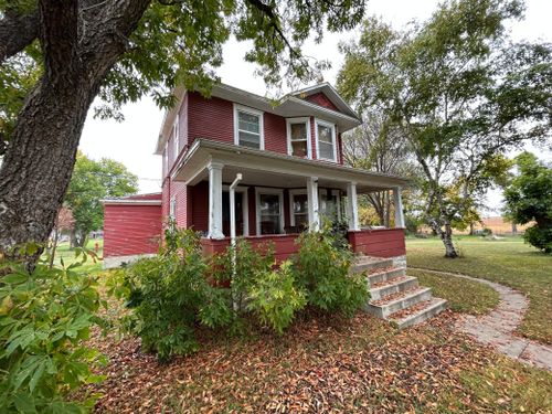 113 S Main St, Saint Leo, MN, 56264-9001 | Card Image