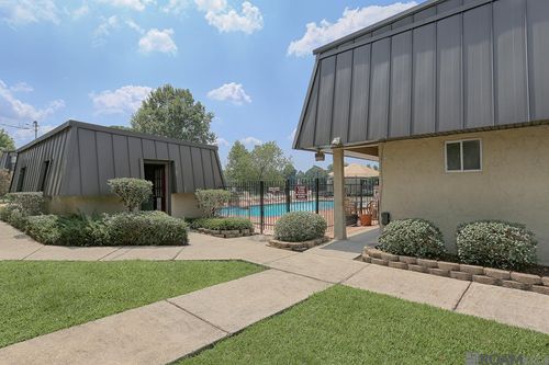 7-10298 W Winston Ave, Baton Rouge, LA, 70809-2543 | Card Image