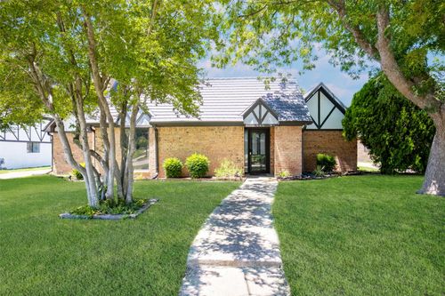 3209 Bandolino Ln, Plano, TX, 75075-1749 | Card Image