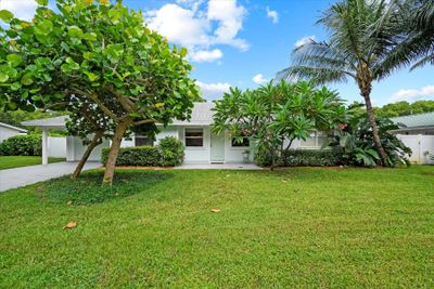 2449 Hope Lane E, House other with 2 bedrooms, 2 bathrooms and null parking in Palm Beach Gardens FL | Image 2