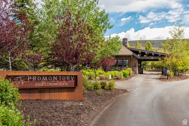 6312 Double Deer Loop, House other with 2 bedrooms, 3 bathrooms and 3 parking in Park City UT | Image 47