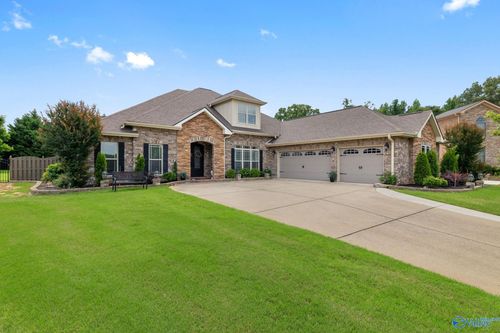 25 Bannut Ct Sw, Huntsville, AL, 35824-4090 | Card Image