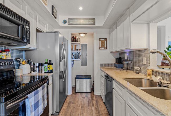 1006 Signal Ridge Pl, Condo with 2 bedrooms, 2 bathrooms and null parking in Rockwall TX | Image 15