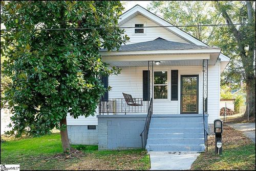 3 21st St, Greenville, SC, 29611-5012 | Card Image