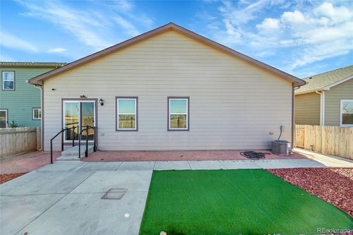 307 Thomas Ave, Keenesburg, CO, 80643-9010 | Card Image