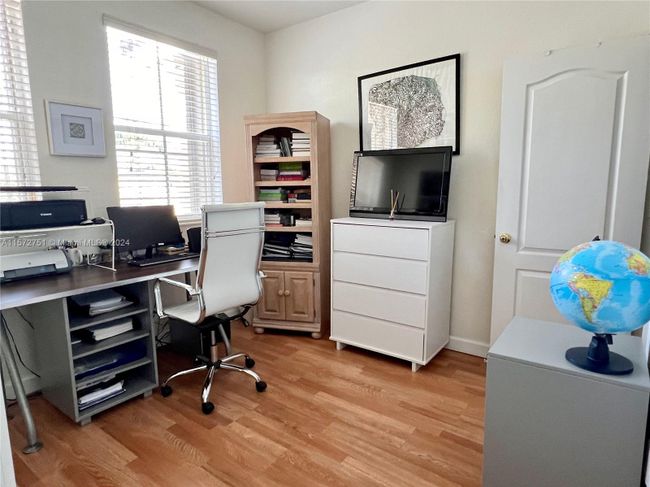 953 Sw 149 Th Ct, Townhouse with 4 bedrooms, 3 bathrooms and null parking in Miami FL | Image 24