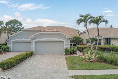 2226 Carnaby Ct, LEHIGH ACRES, FL, 33973-6034 | Card Image