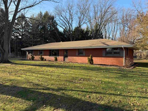 52175 Avanelle St, Granger, IN, 46530-9580 | Card Image