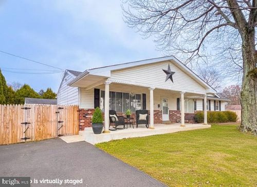 599 Panther Rd, WARMINSTER, PA, 18974-4439 | Card Image