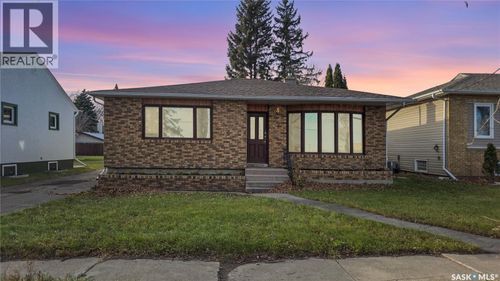 42 Tupper Ave, Yorkton, SK, S3N1K9 | Card Image