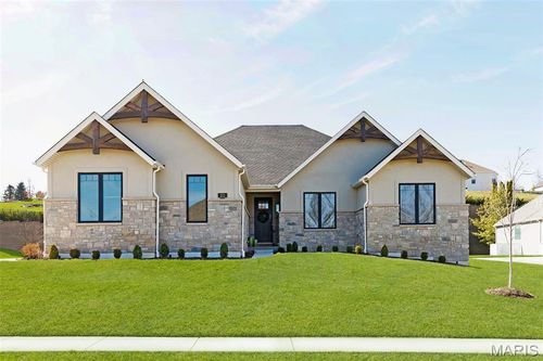 213 Westleigh Ct, Wentzville, MO, 63385-6618 | Card Image