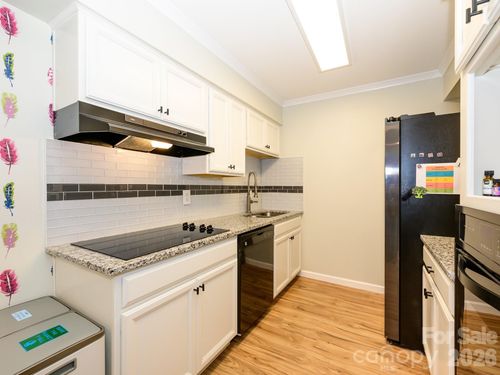 l-4743 Hedgemore Dr, Charlotte, NC, 28209-3382 | Card Image