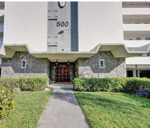 306-500 Ne 14th Ave, Hallandale Beach, FL, 33009-3617 | Card Image