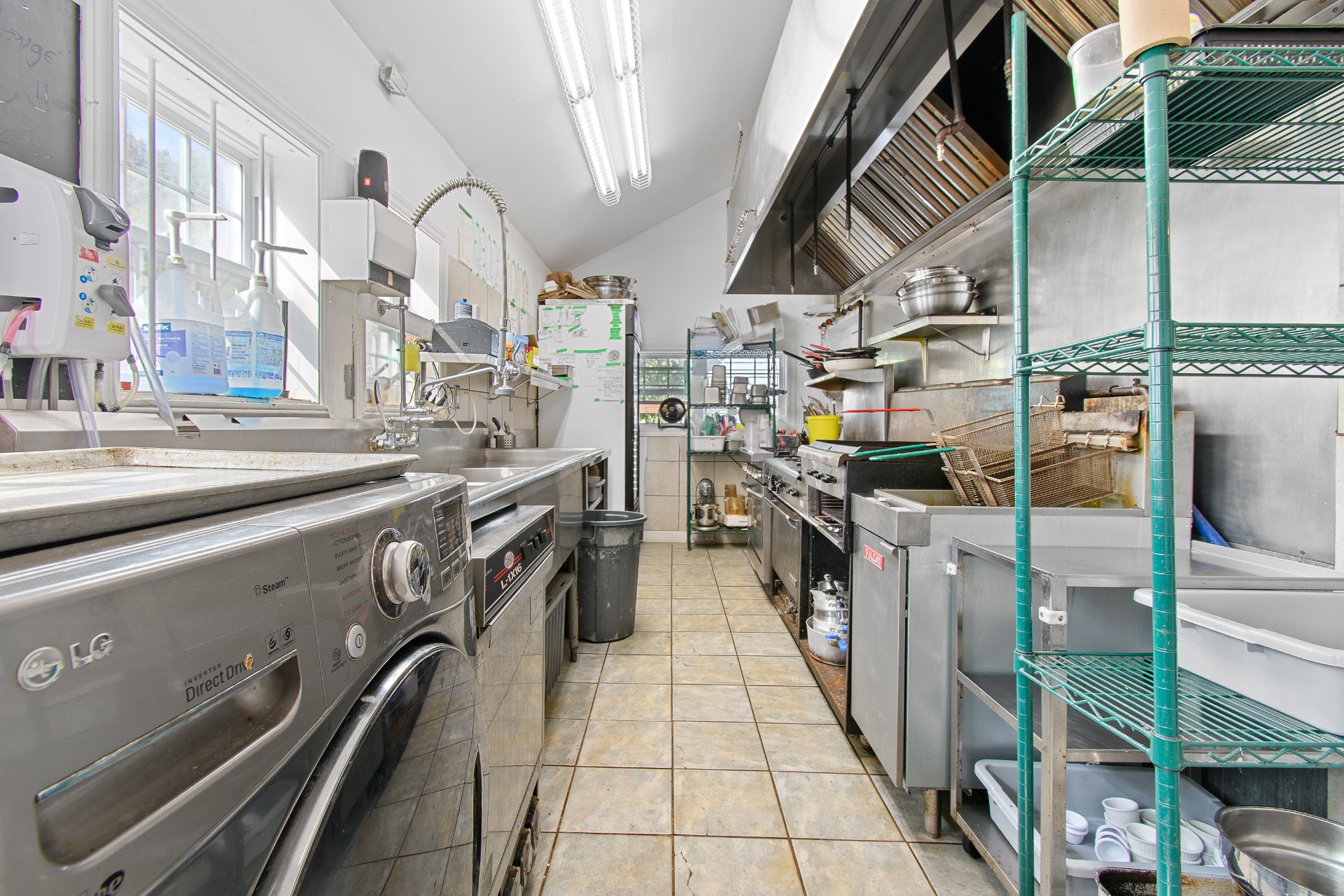 Commercial Sale in Gatineau (Aylmer) 2