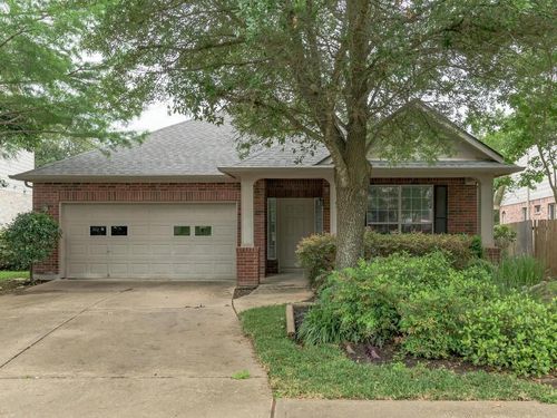 109 N Field St, Round Rock, TX, 78681-3822 | Card Image