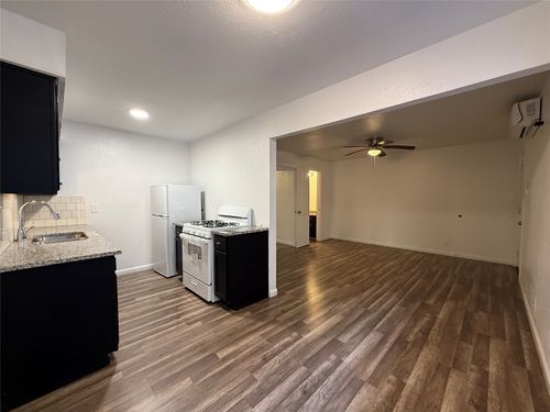 2701 Hemphill St, Fort Worth, TX, 76110-3239 | Card Image