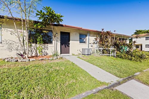 28147 Sw 142nd Ct, Homestead, FL, 33033-1715 | Card Image