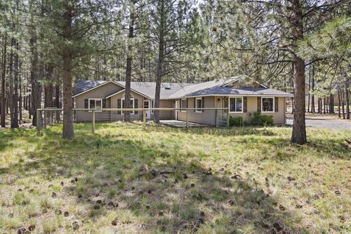 14485 Mountain View Loop, Sisters, OR, 97759-9879 | Card Image