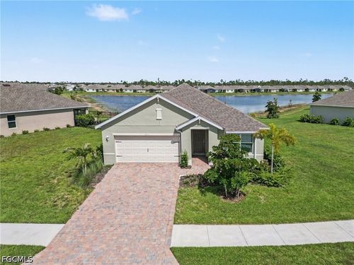 20313 Camino Torcido Loop, North Fort Myers, FL, 33917-8151 | Card Image