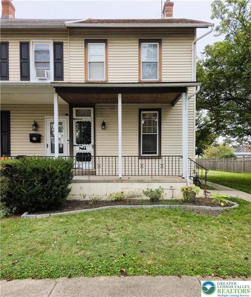 31 N Ambler St, QUAKERTOWN, PA, 18951-1301 | Card Image