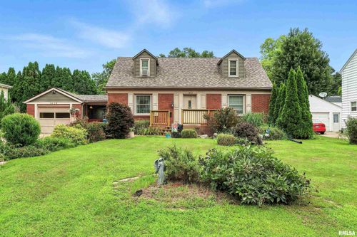 1413 35th Ave, Rock Island, IL, 61201-6101 | Card Image