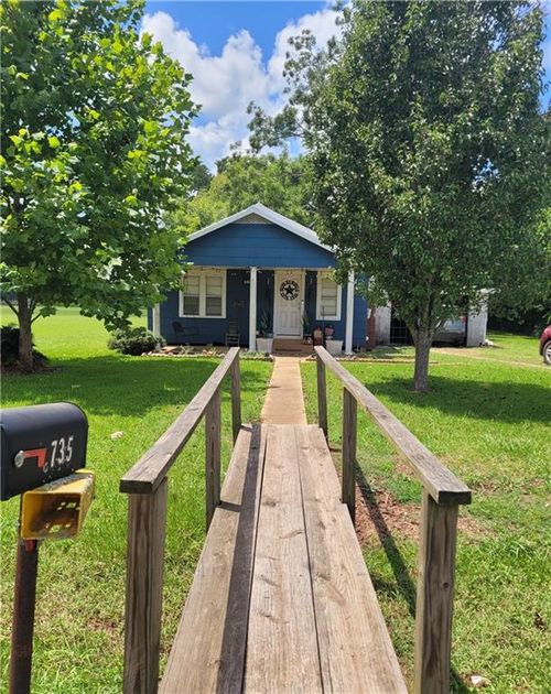 735 Lemoine Ln, Moreauville, LA, 71355-3125 | Card Image